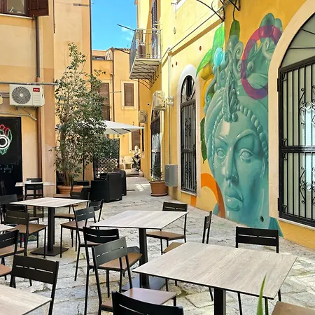 Cortile Dei Giusti - Combo * Palermo